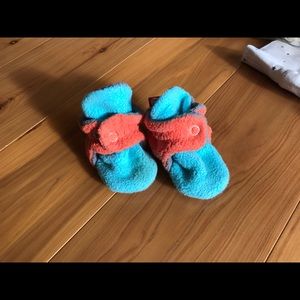 Zutano baby booties
